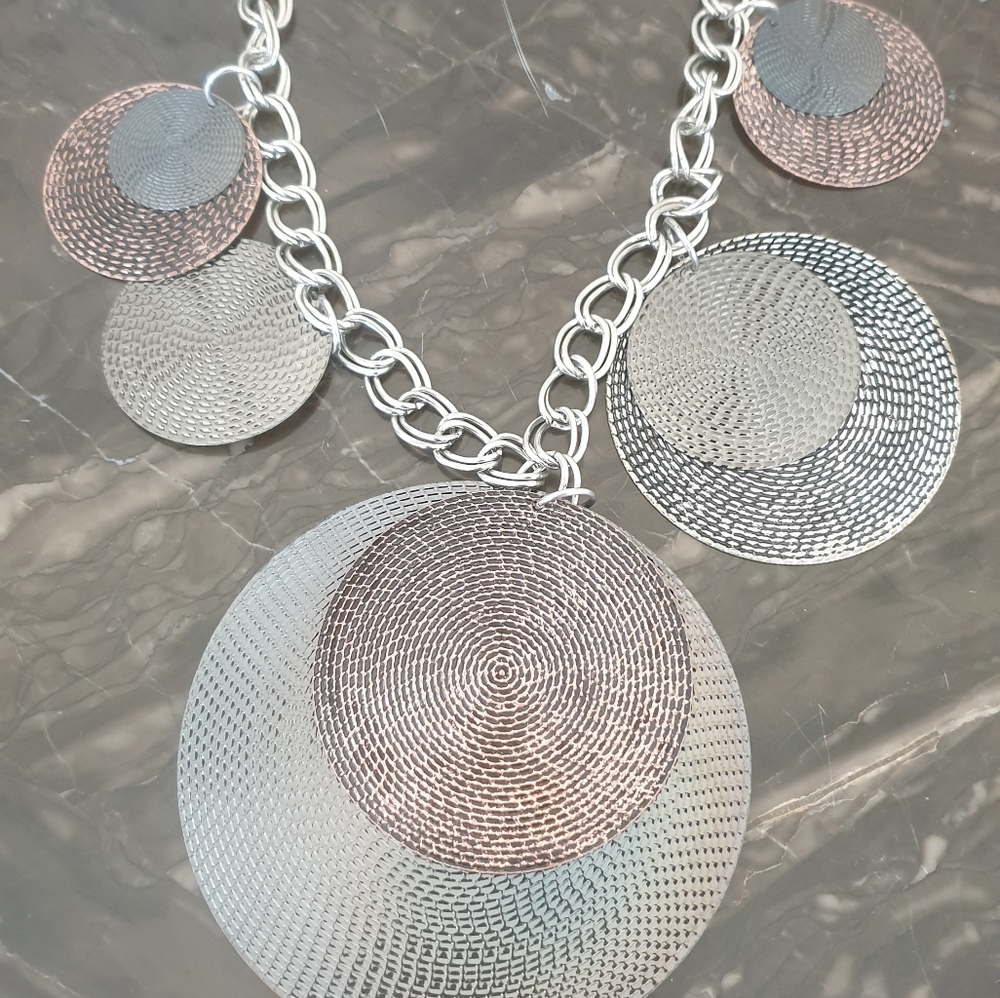 Beautiful Vintage Necklace
